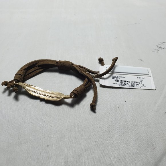 Ruff Hewn Adjustable Bohemian Suede Leather Feather Bracelet - Picture 6 of 6